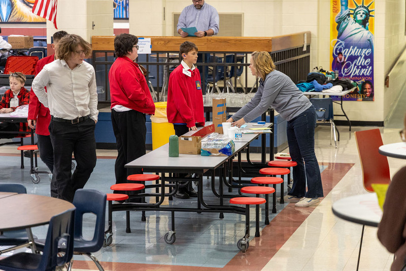 Slinger MS SkillsUSA Advisor, Mrs. Kiefer, leading the Team Engineering Challenge competition