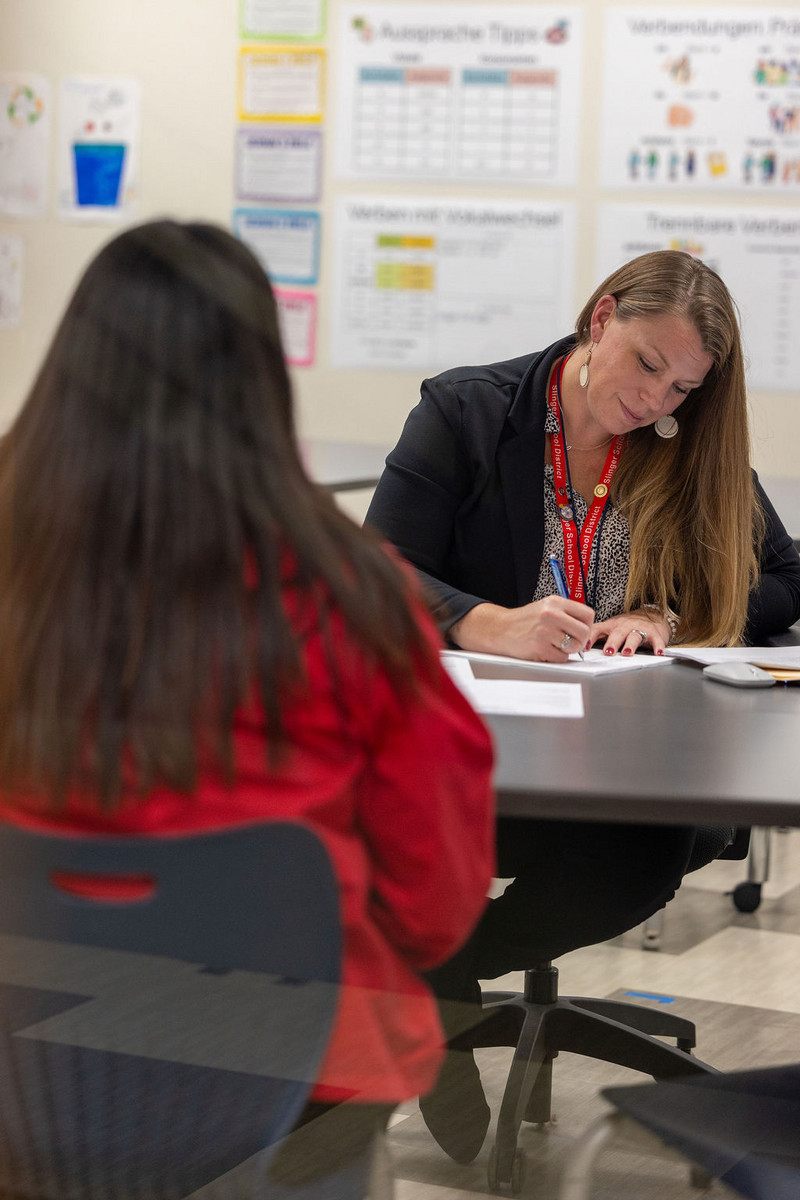 Gail Recker (Slinger HR) Judges Job Interview contestant